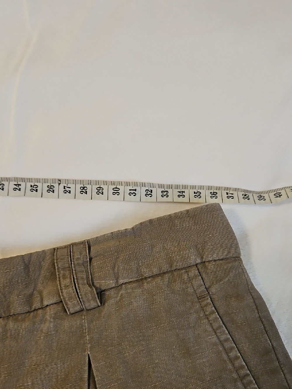 Saint Laurent Pleated High-Waist Cuffed Shorts in Taupe - Picture 3 of 9